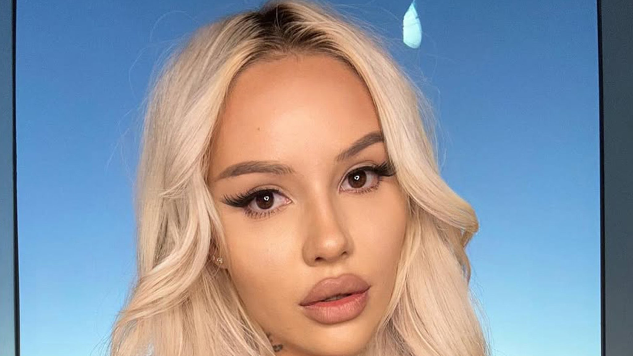 E2c25c0fd88e4fd2ac525a2298aa9f24 xl.jpg